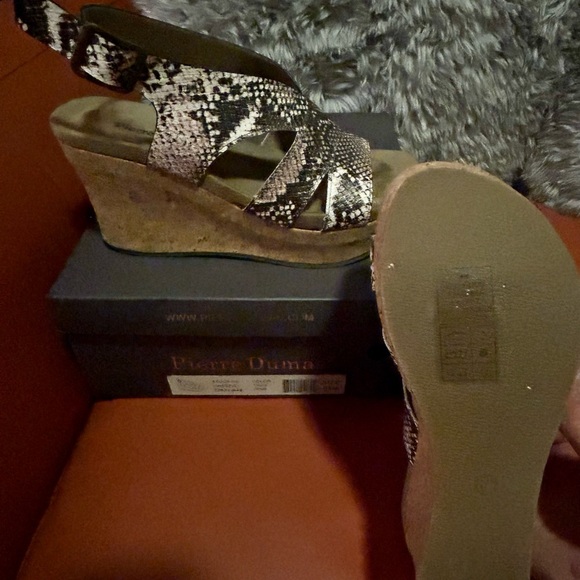 Pierre Dumas (6.5) snakeskin wedges with buckle strap on heel for adjustments - Picture 3 of 3